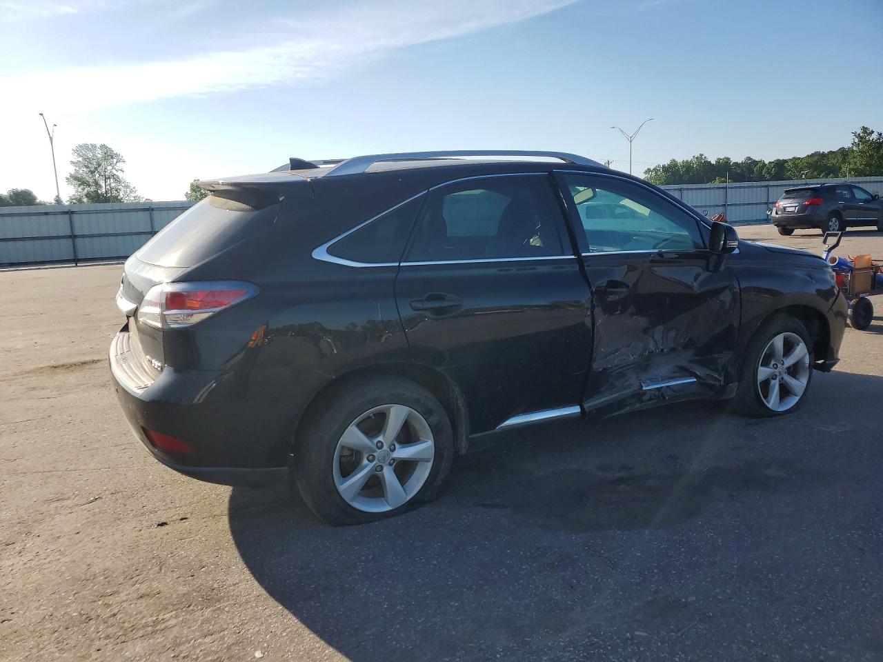 Lexus RX Base