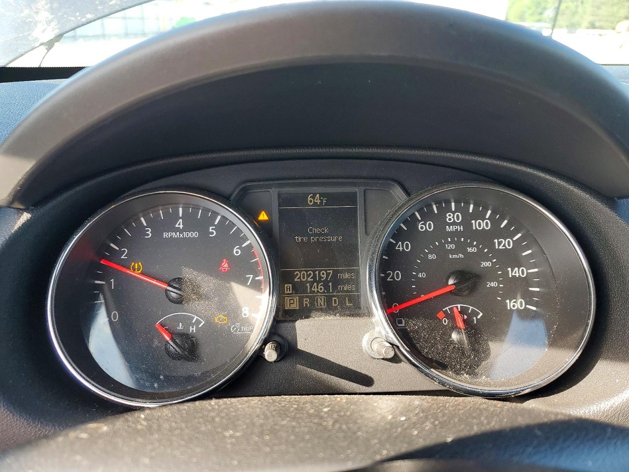Nissan Rogue S