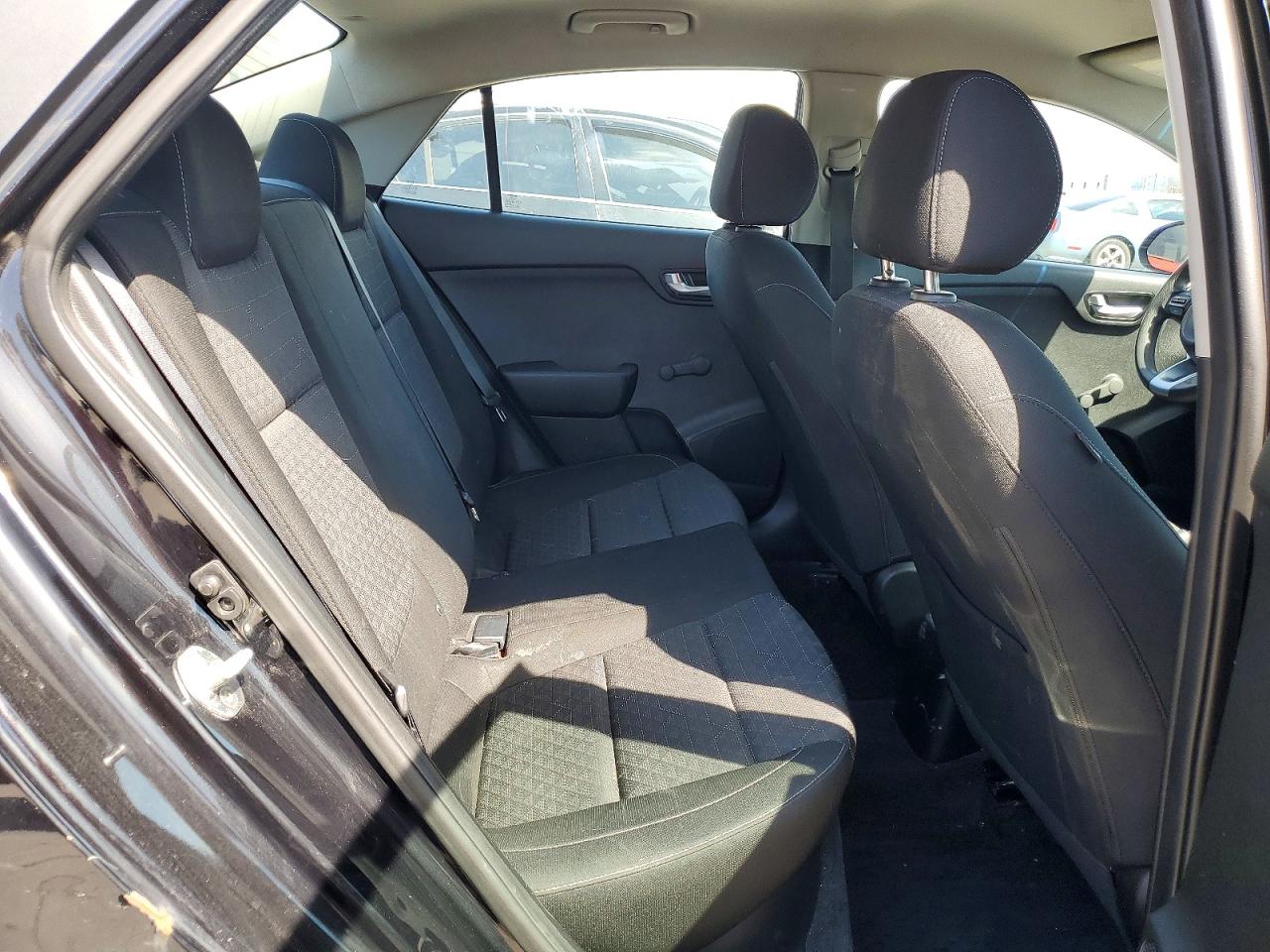 Kia Rio Lx