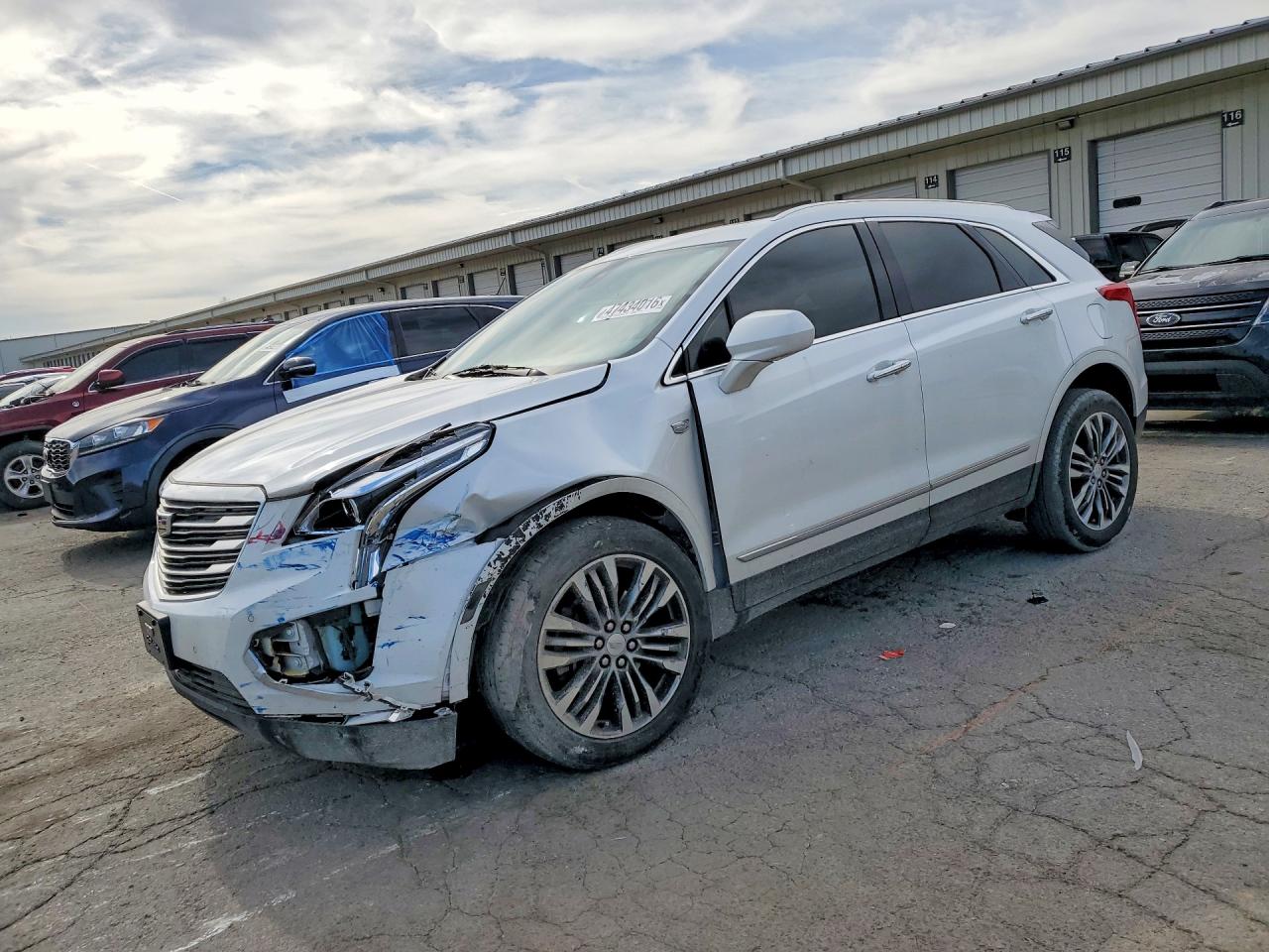 Salvage Cadillac XT5 Image