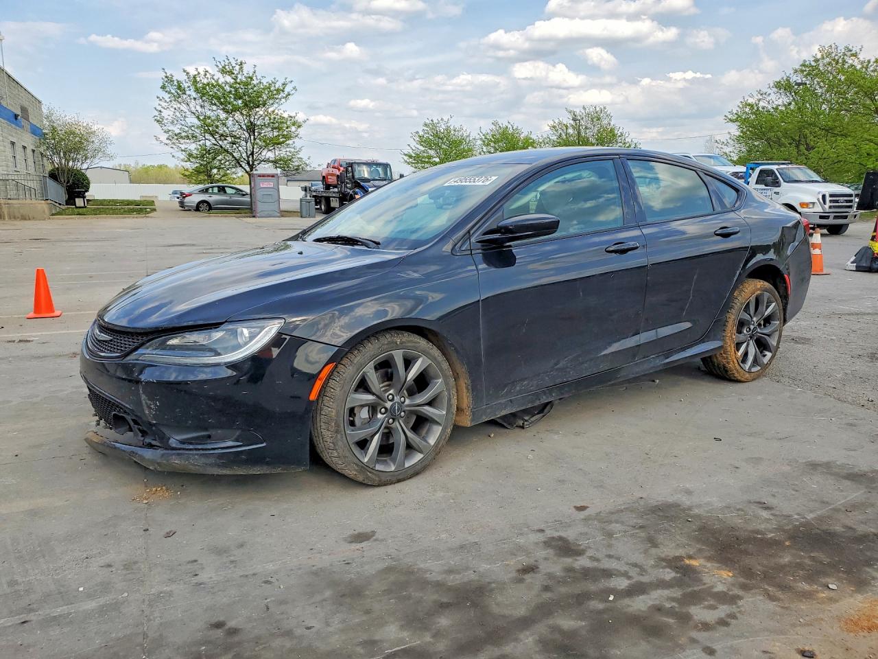 Salvage Chrysler 200 Image