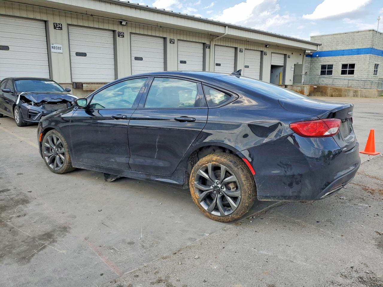 Chrysler 200 S