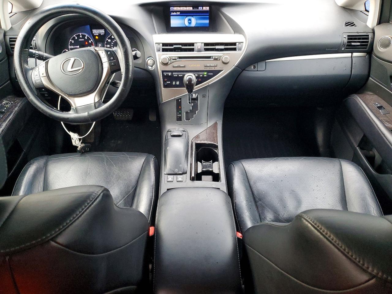 Lexus RX Base