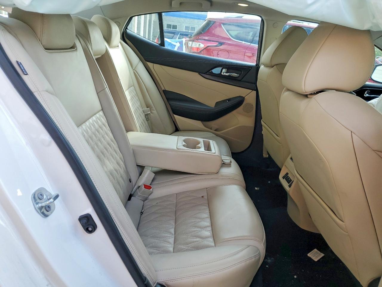 Nissan Maxima Platinum
