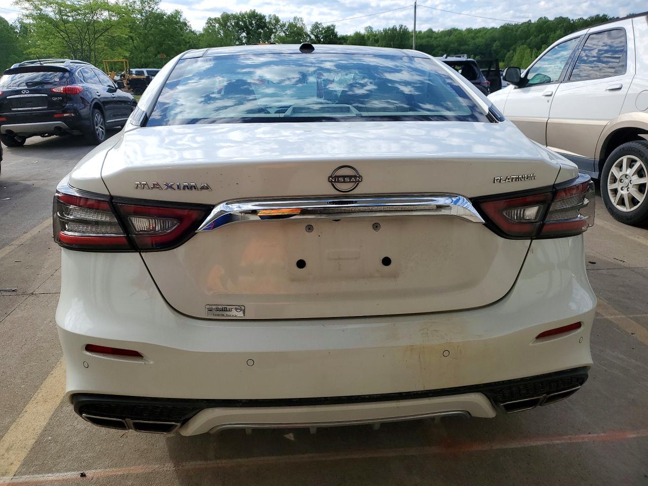 Nissan Maxima Platinum