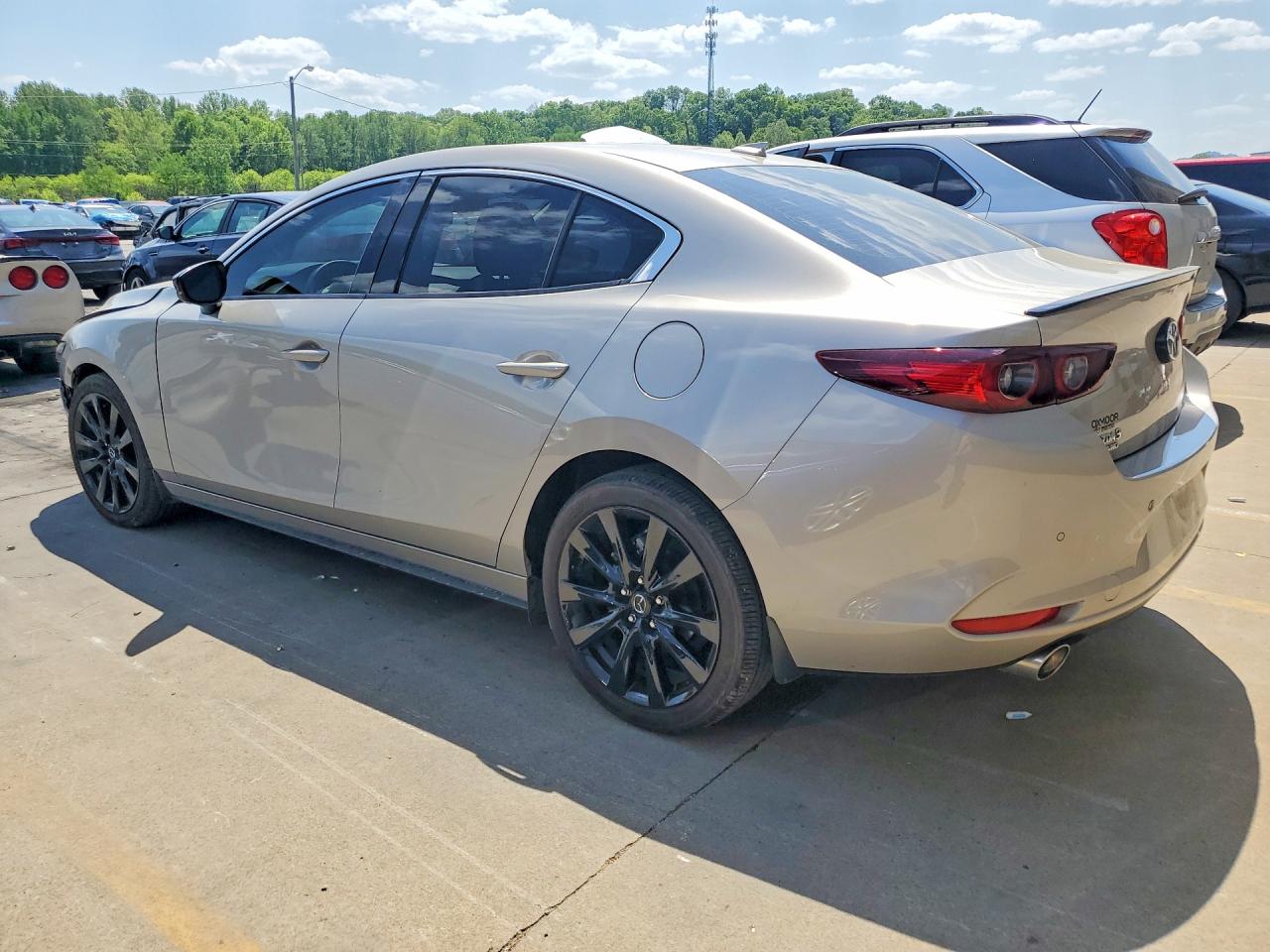 Mazda 3 Premium Plus