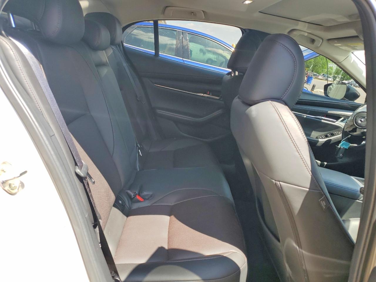 Mazda 3 Premium Plus