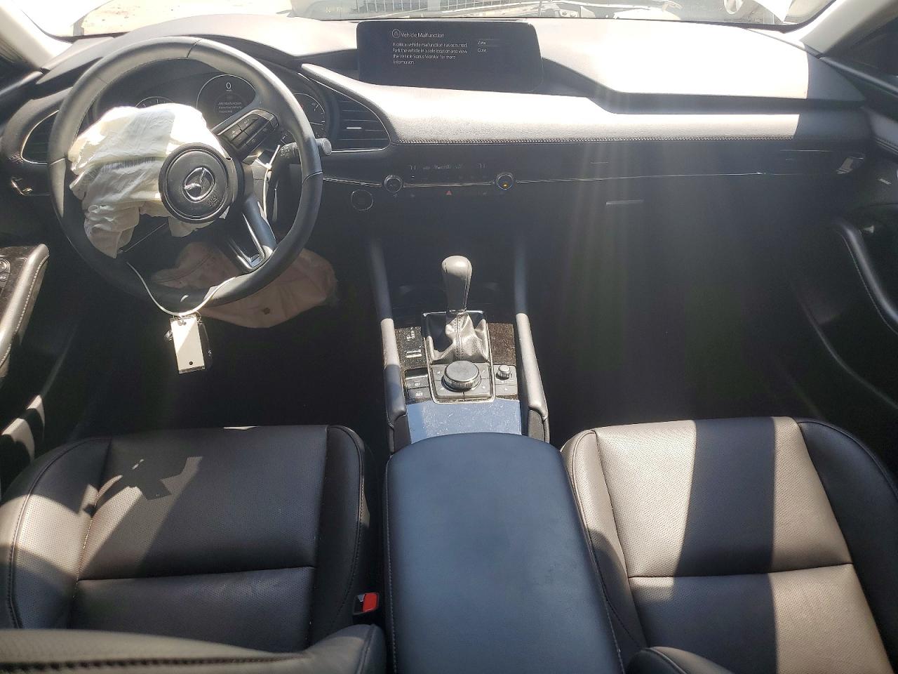 Mazda 3 Premium Plus