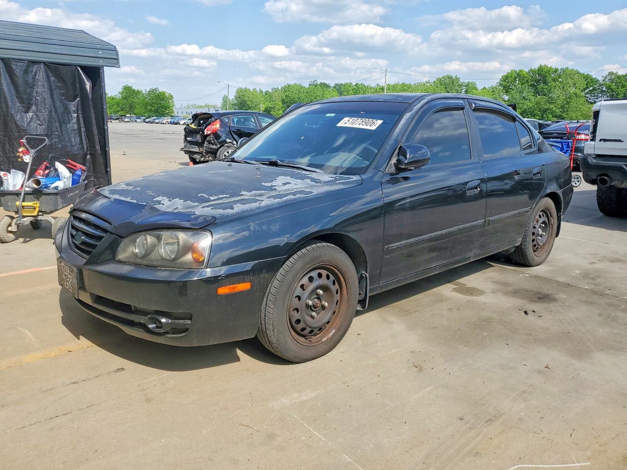 Salvage Hyundai ELANTRA Image