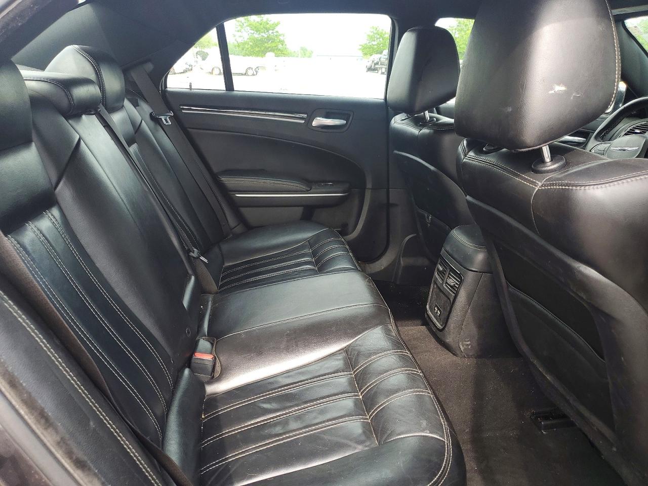 Chrysler 300 S
