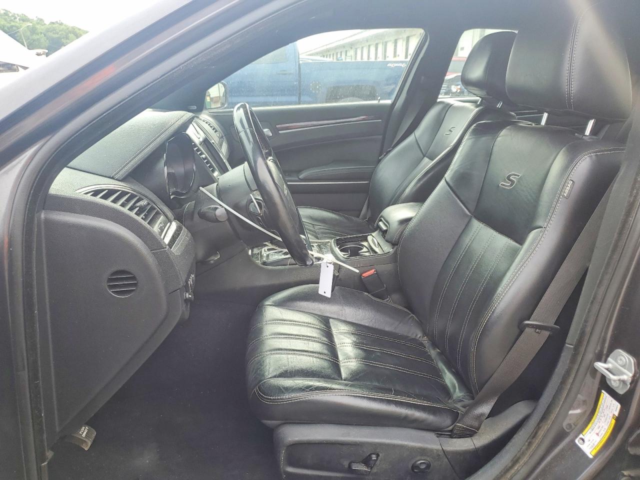 Chrysler 300 S