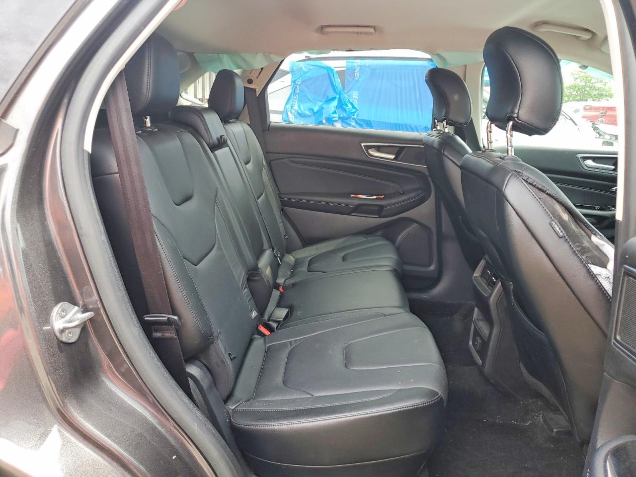 Ford Edge Titanium