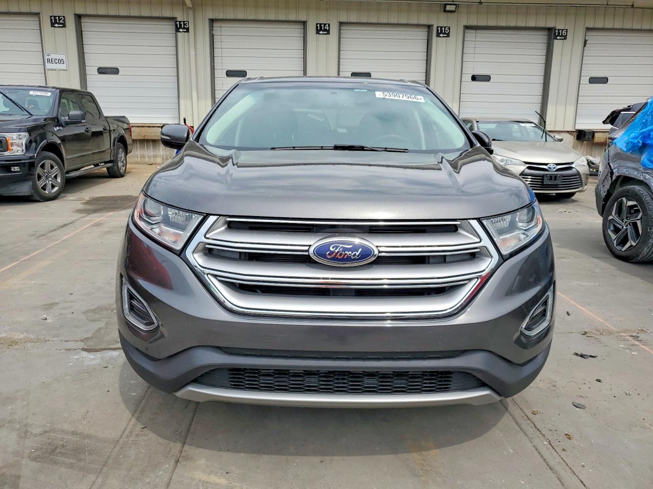Ford Edge Titanium