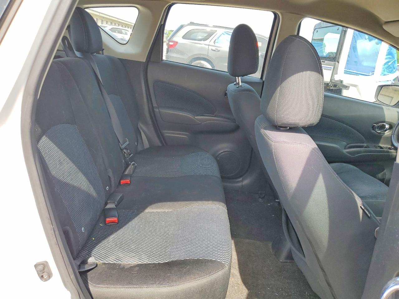 Nissan Versa Sv