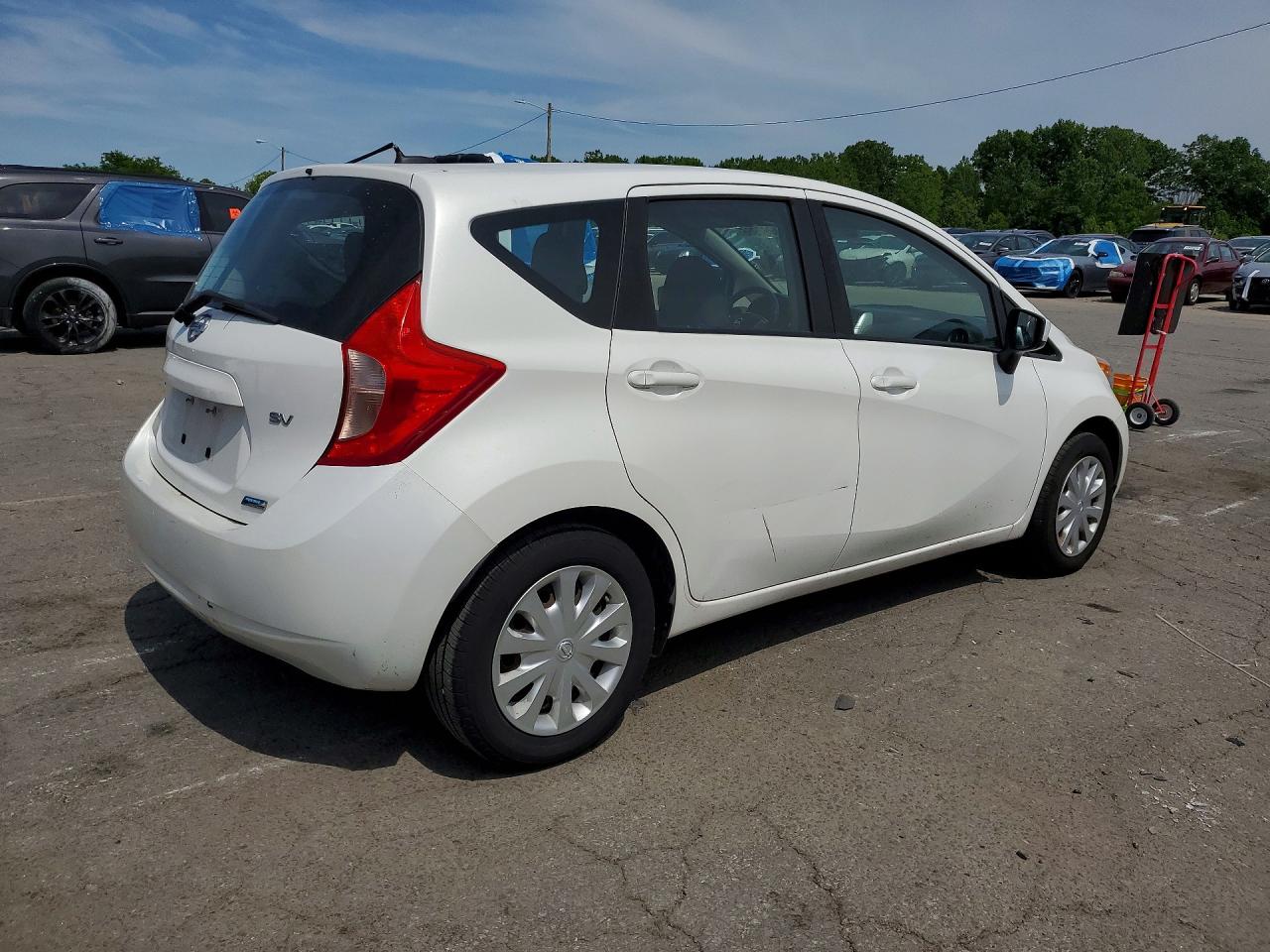 Nissan Versa Sv