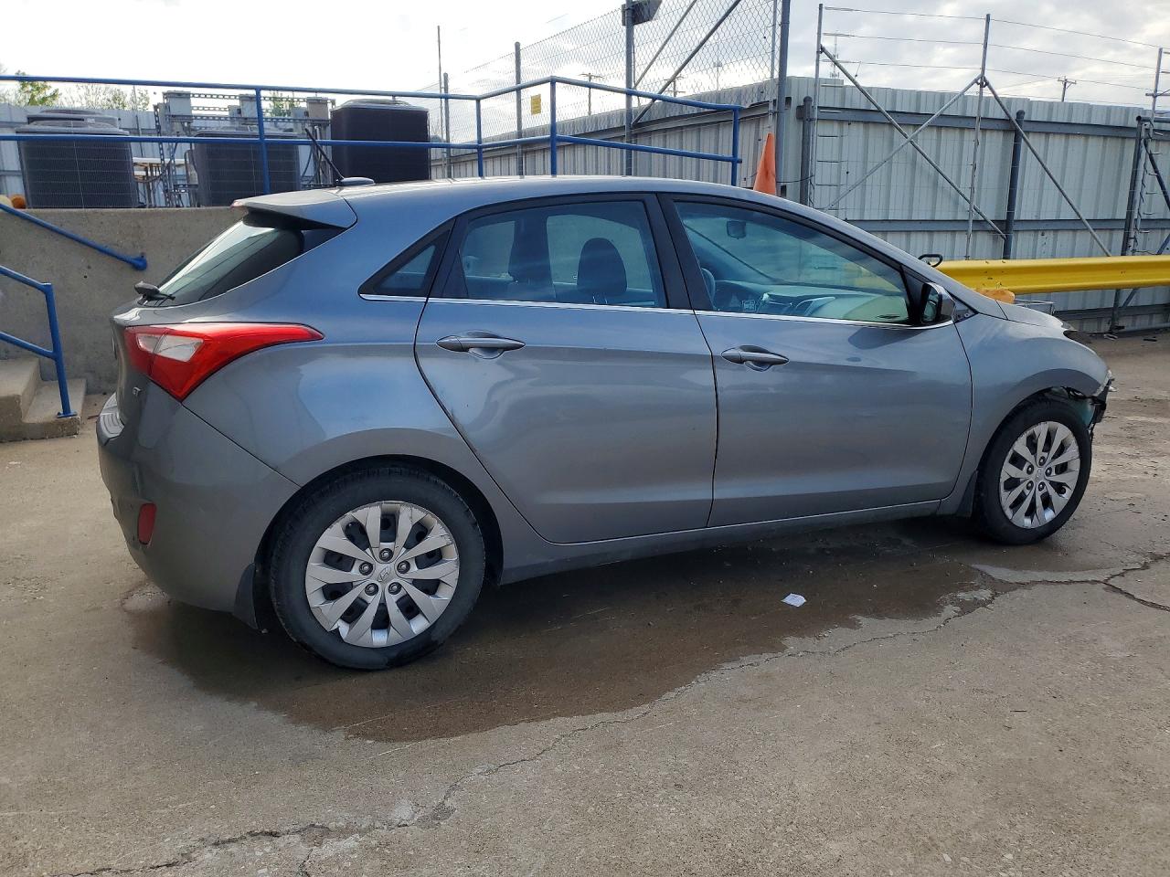 Hyundai ELANTRA Base