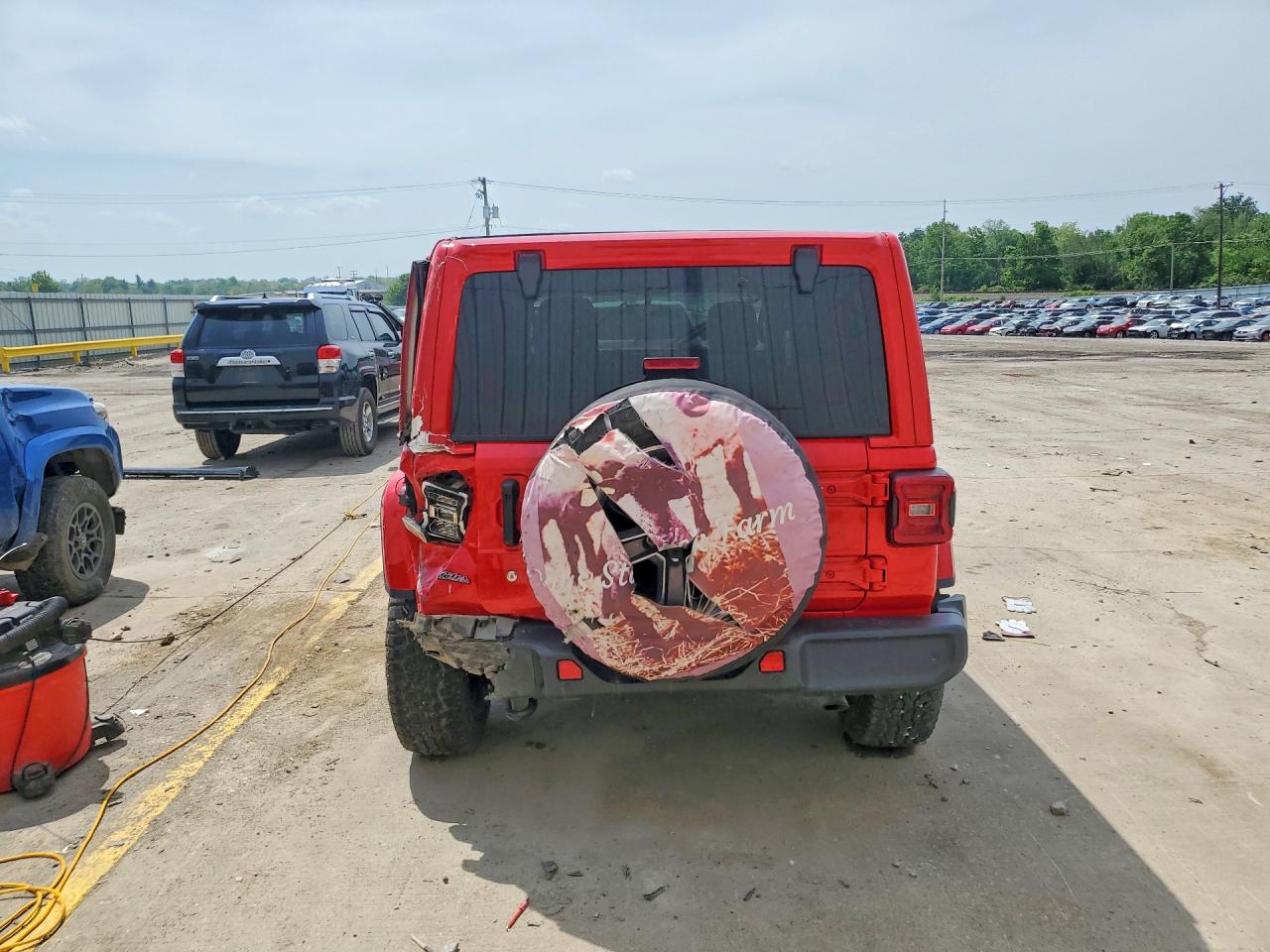 Jeep Wrangler Sahara