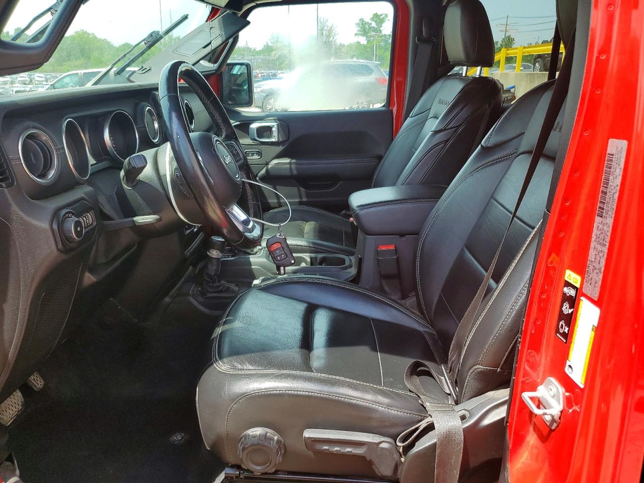 Jeep Wrangler Sahara