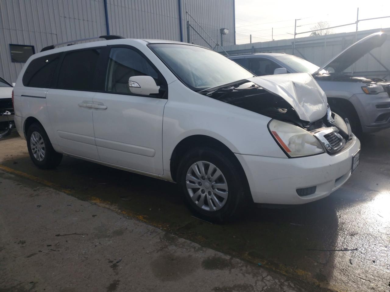 Kia Sedona Lx