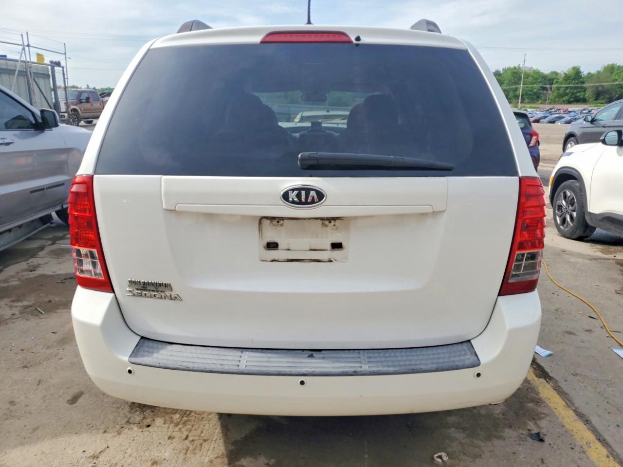 Kia Sedona Lx