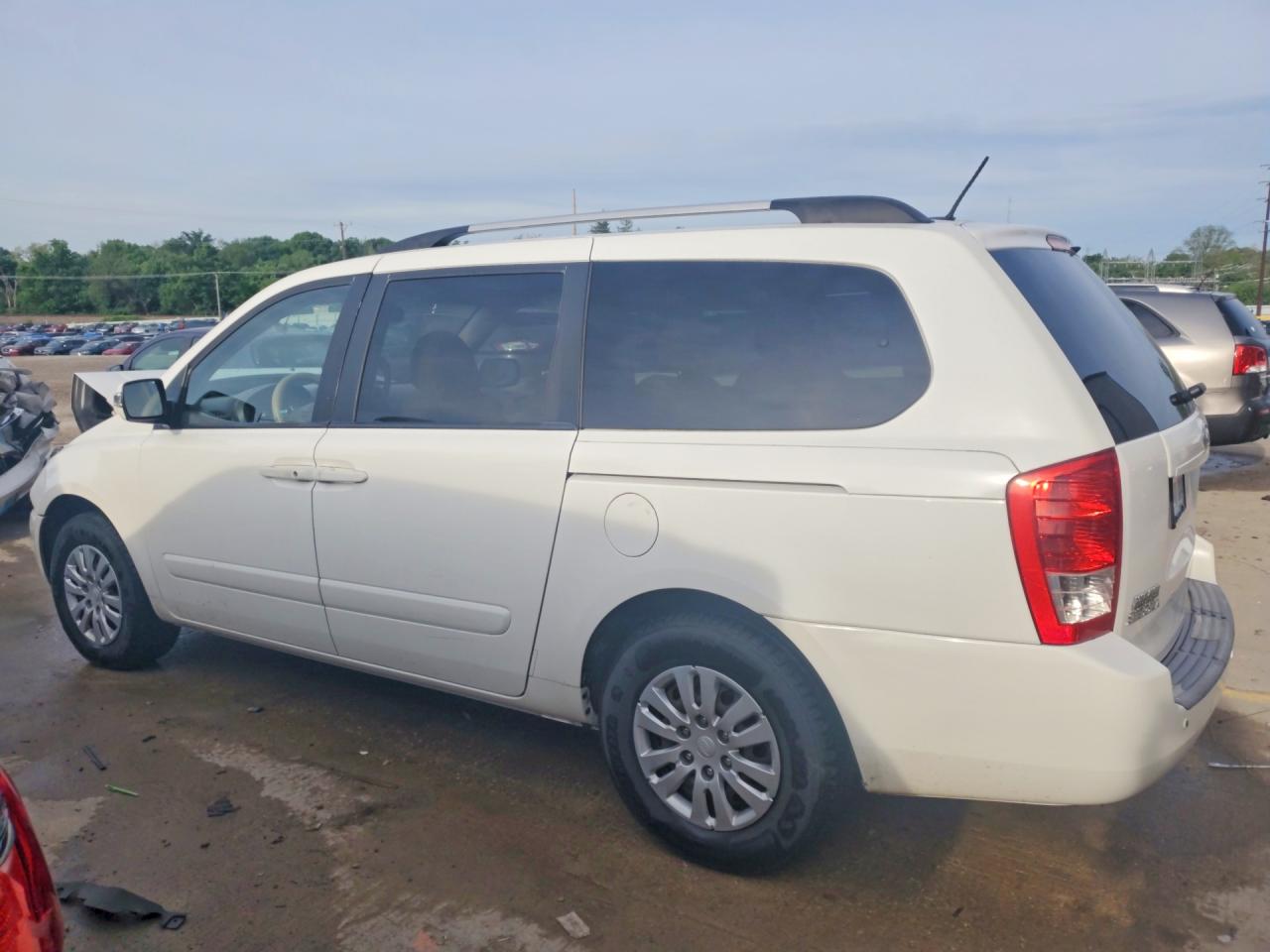 Kia Sedona Lx