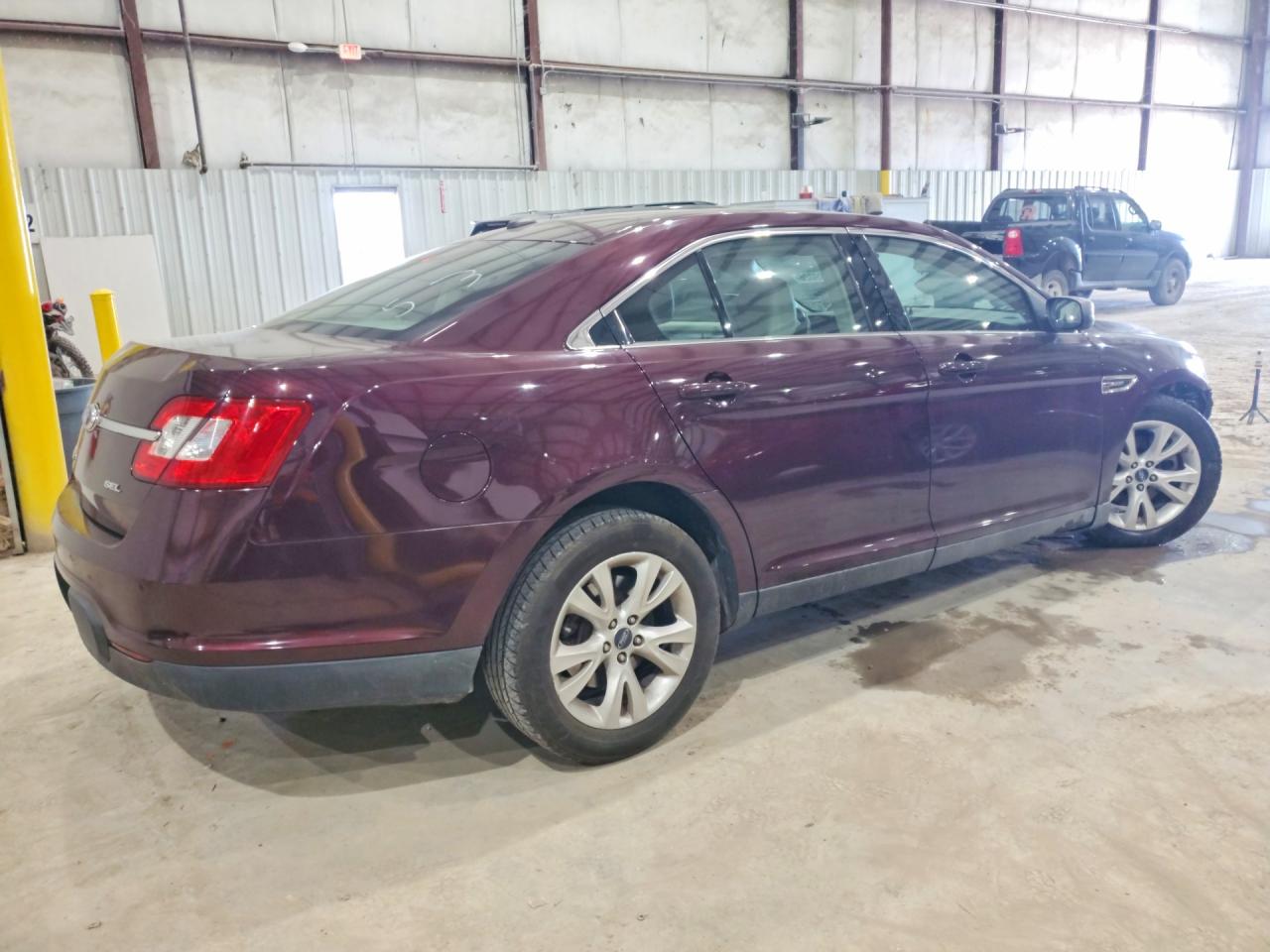 Ford Taurus Sel