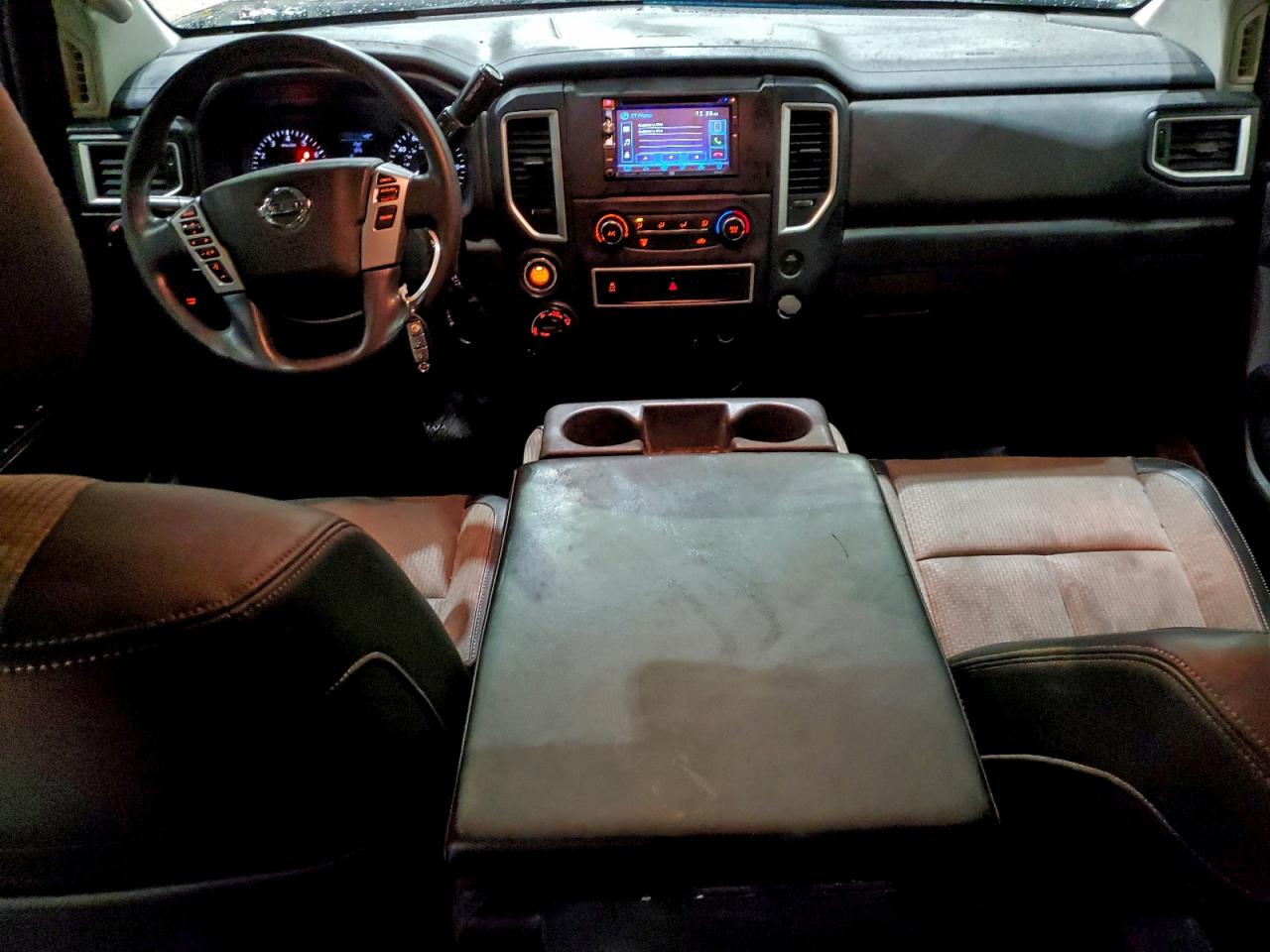 Nissan Titan S