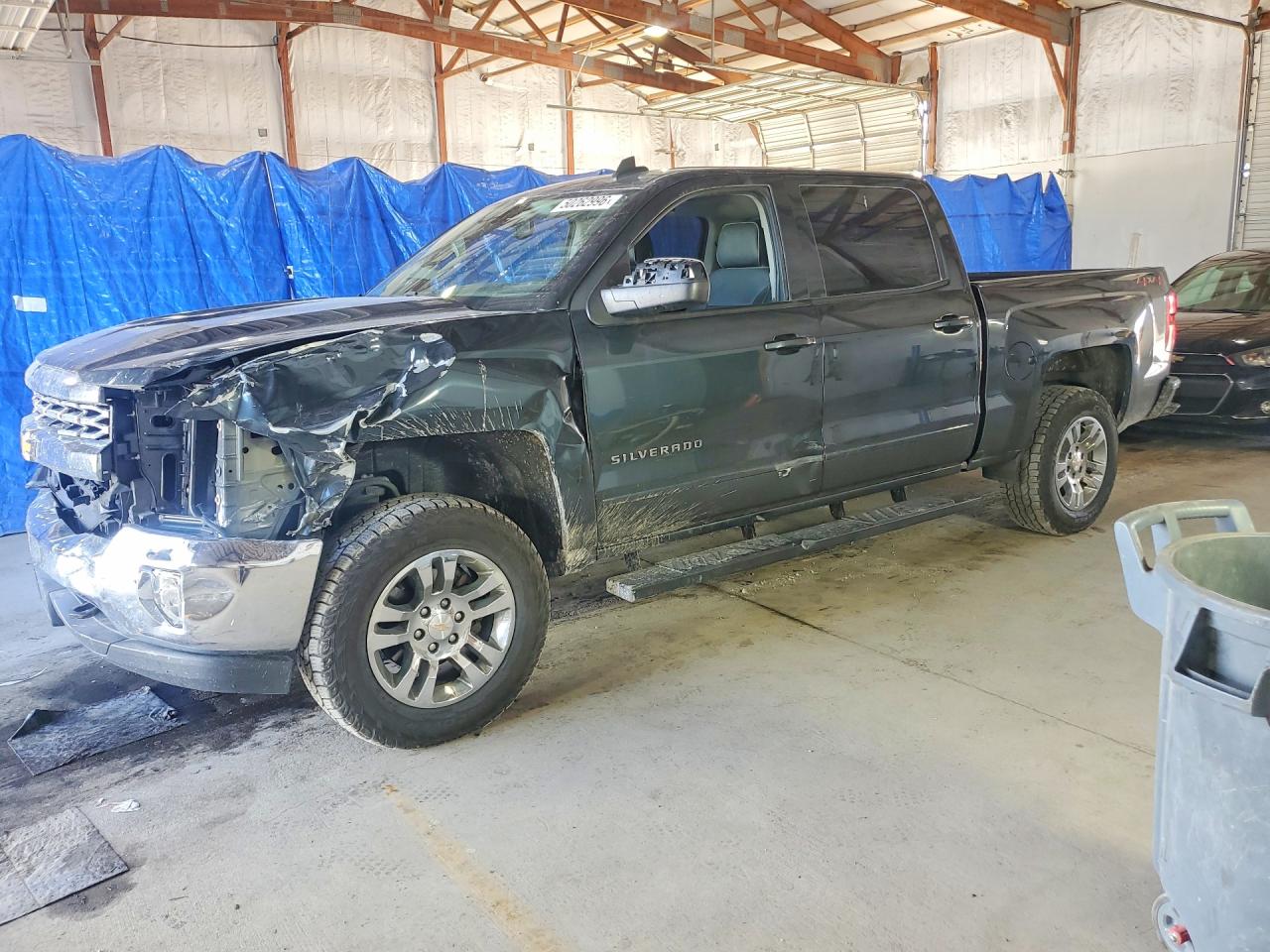 Salvage Chevrolet Silverado Image