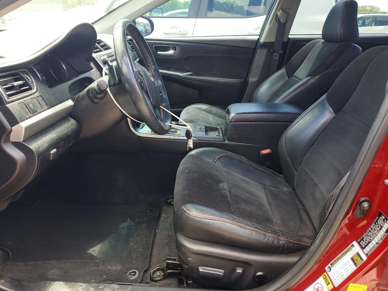 Toyota Camry Xse