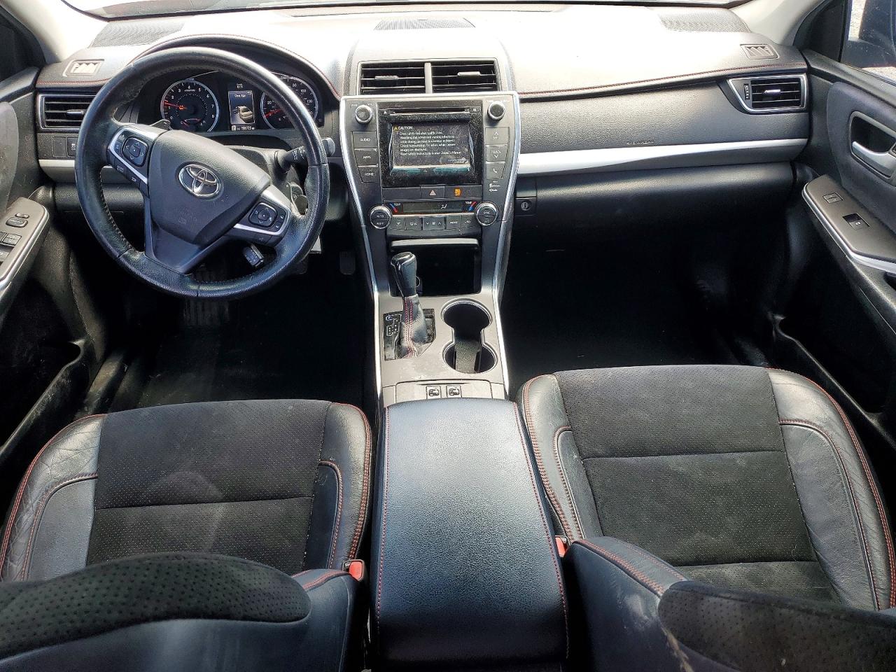 Toyota Camry Xse