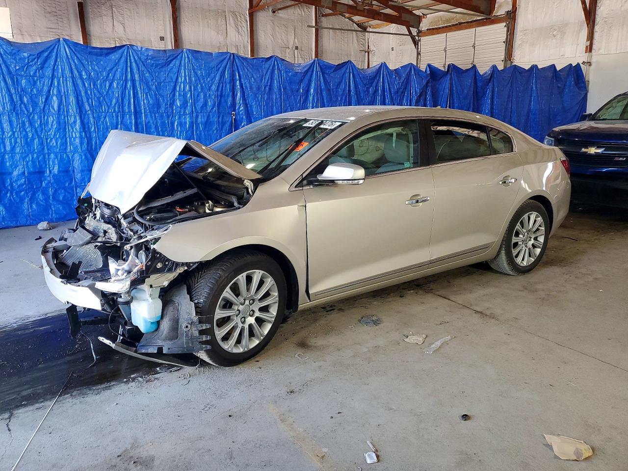 Salvage Buick LaCrosse Image