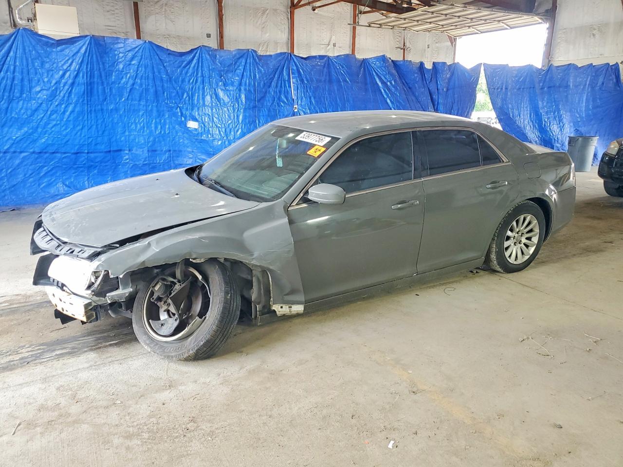 Salvage Chrysler 300 Image
