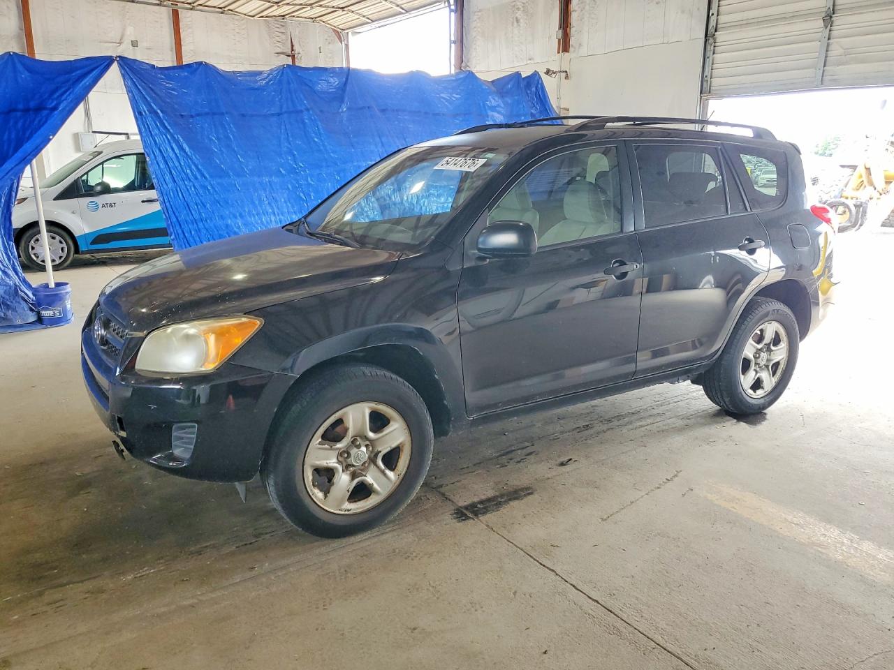 Salvage Toyota RAV4 Image