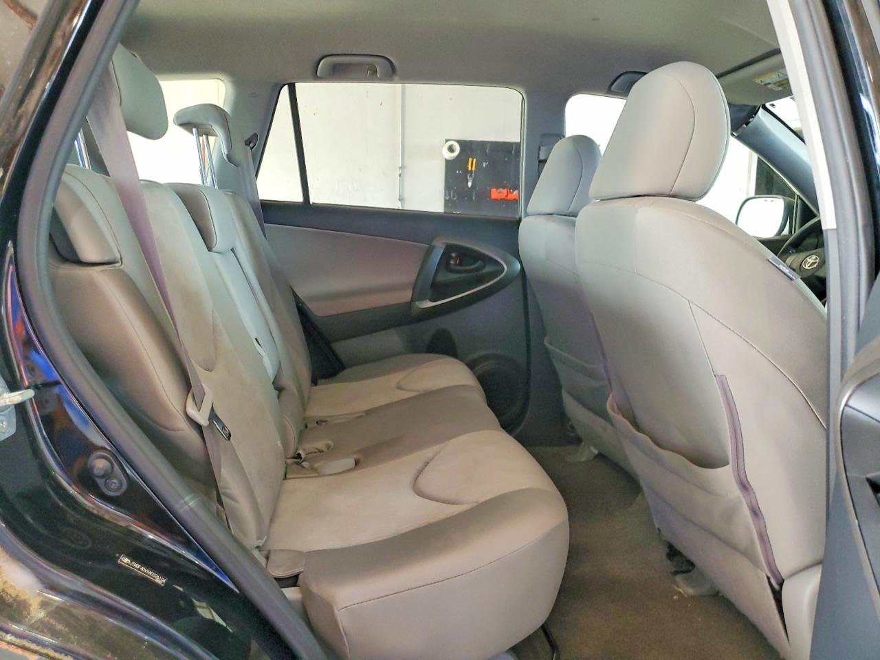 Toyota RAV4 Base