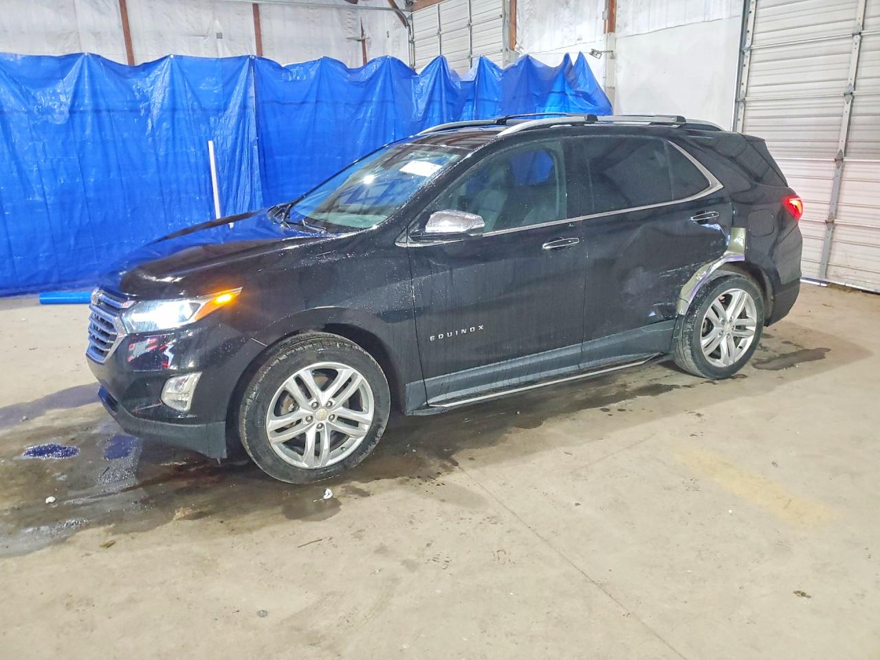 Salvage Chevrolet Equinox Image