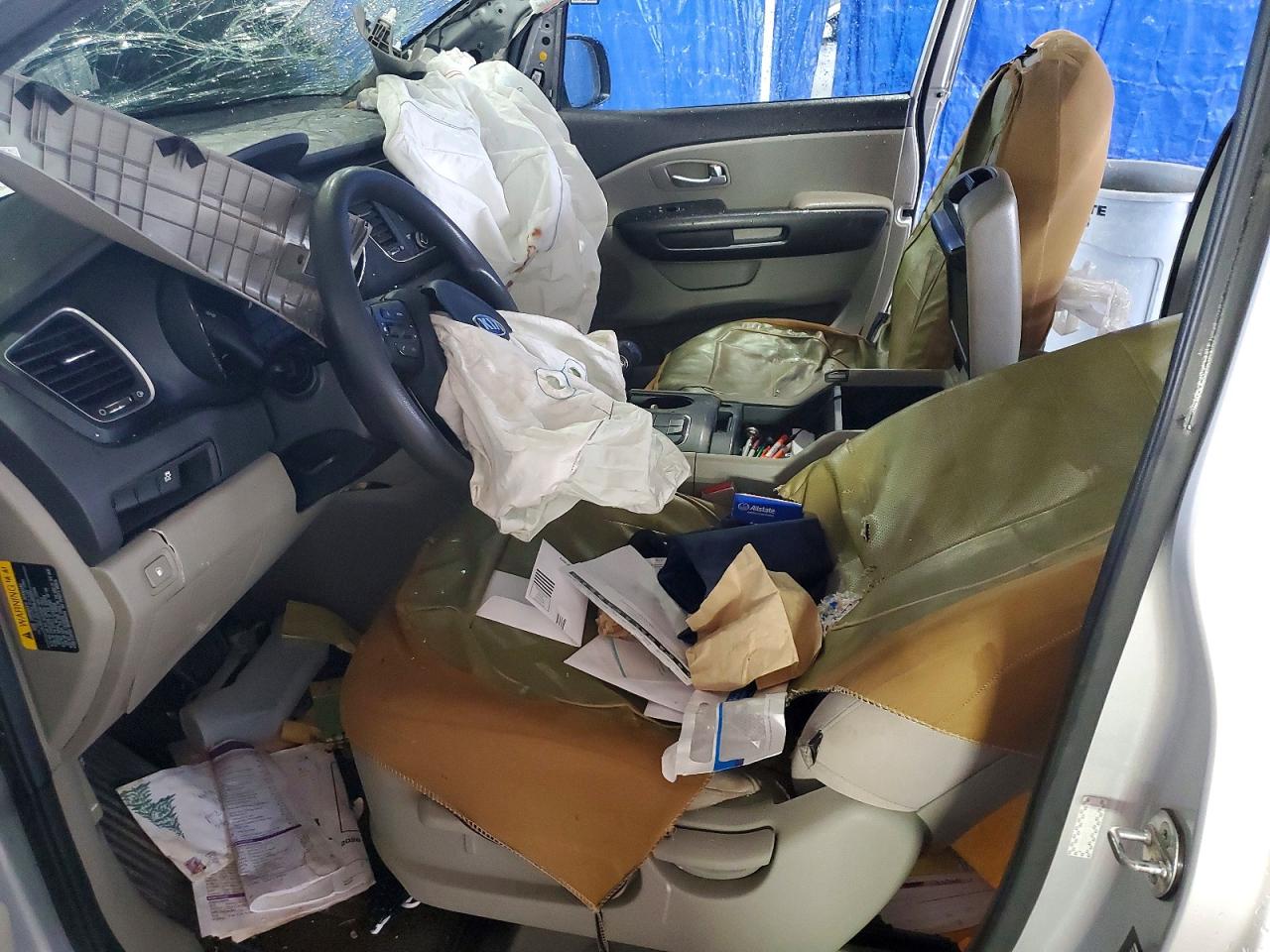 Kia Sedona L