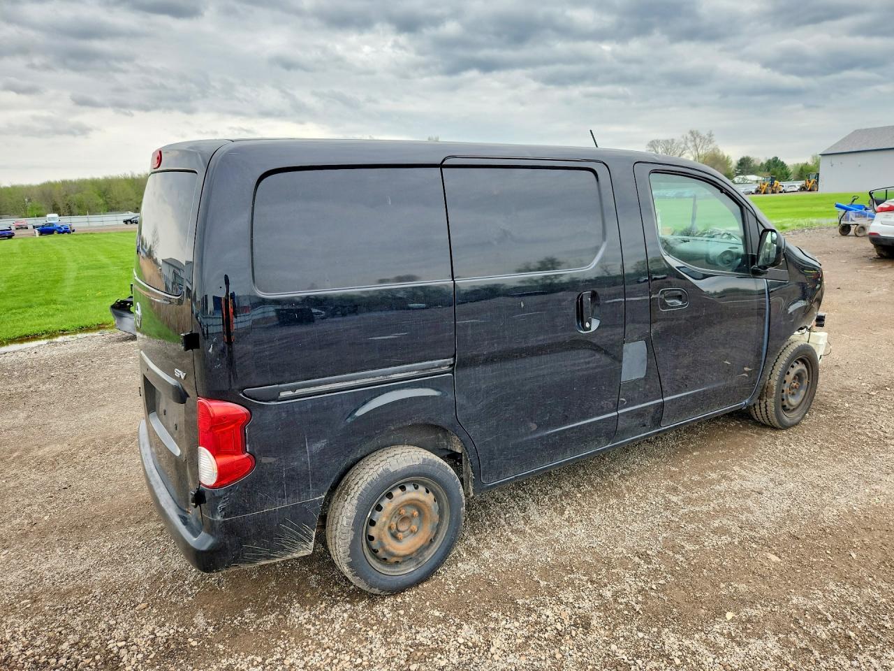 Nissan Nv S