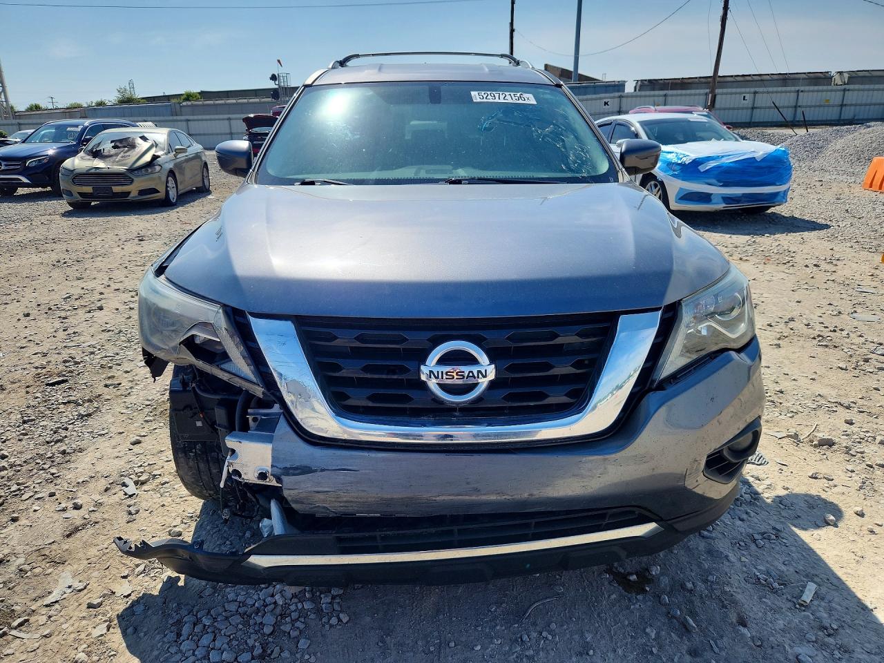 Nissan Pathfinder Sv