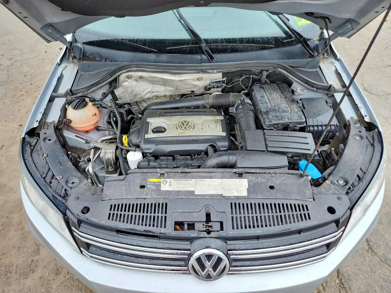 Volkswagen Tiguan S