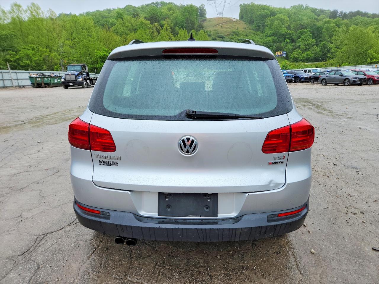 Volkswagen Tiguan S