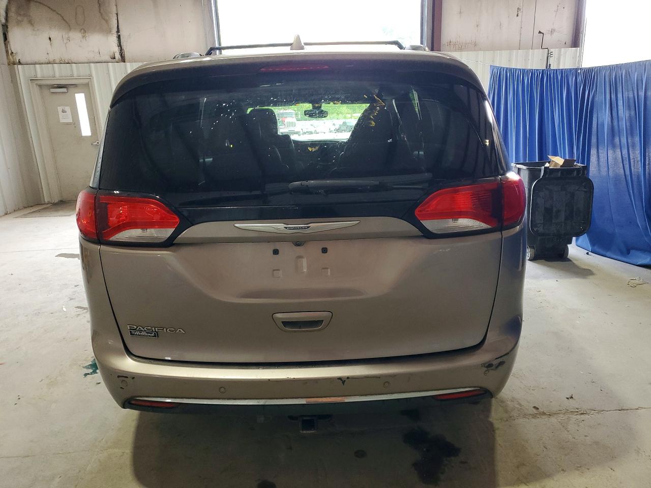 Chrysler Pacifica Touring L