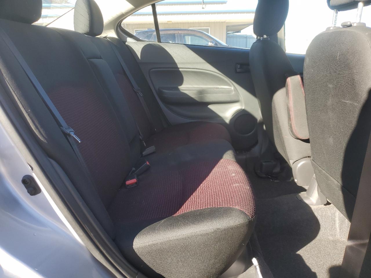 Mitsubishi Mirage G4 Es