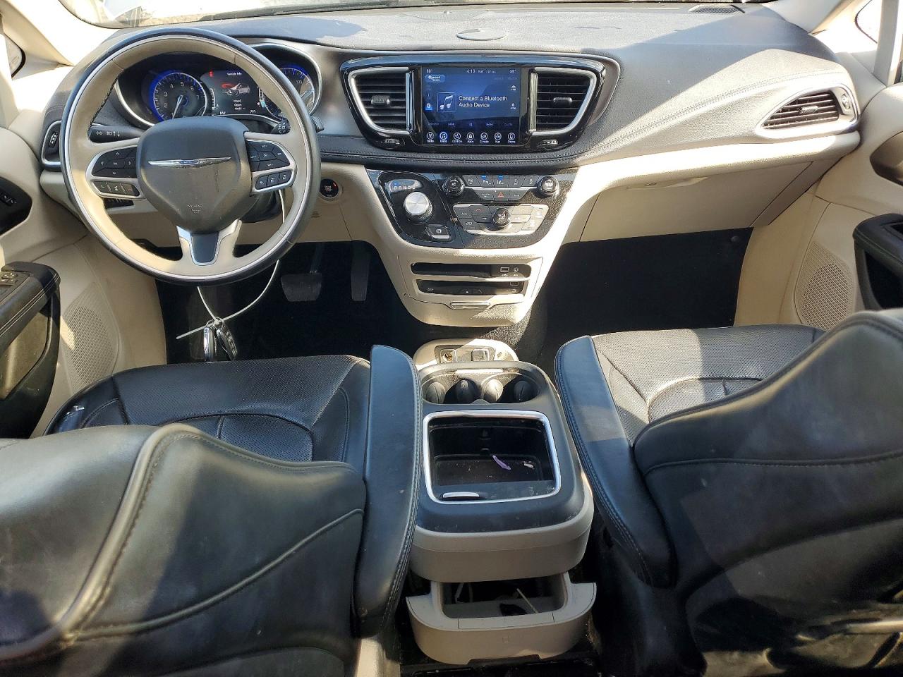 Chrysler Pacifica Limited