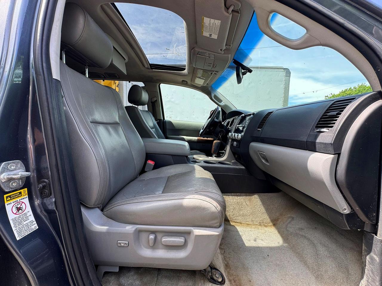 Toyota Sequoia Platinum