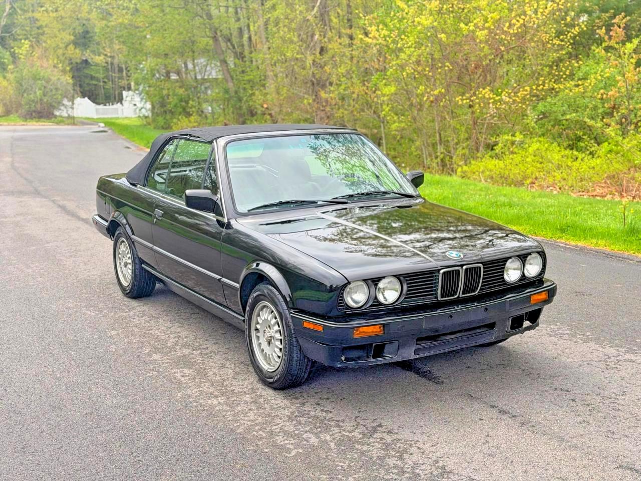Salvage BMW 3 Series Image
