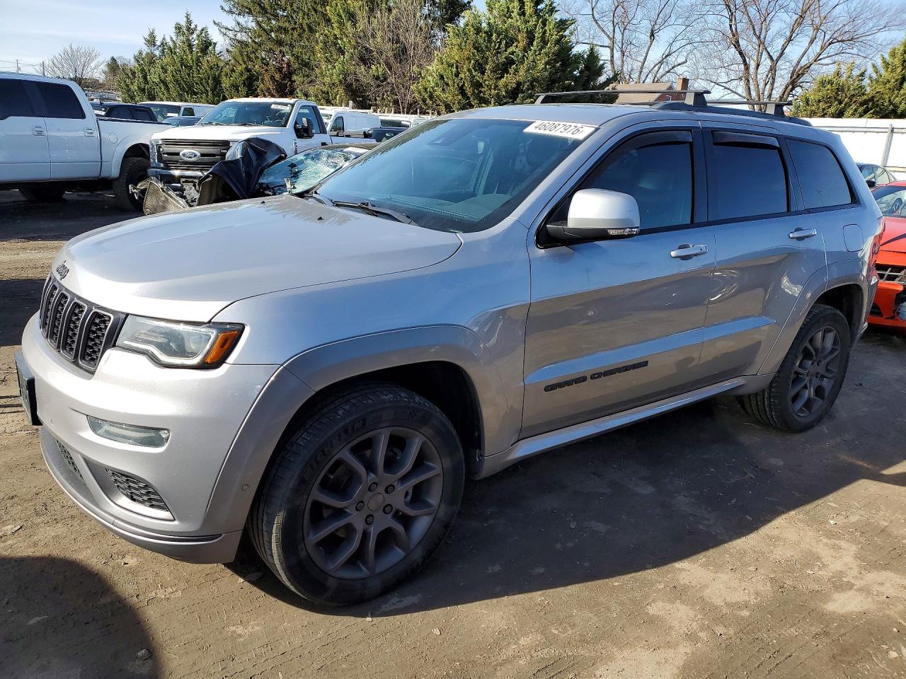 Salvage Jeep Grand Cherokee Image