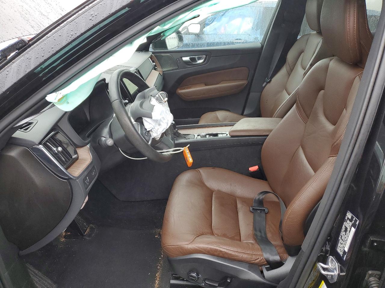 Volvo XC60 T5 Momentum