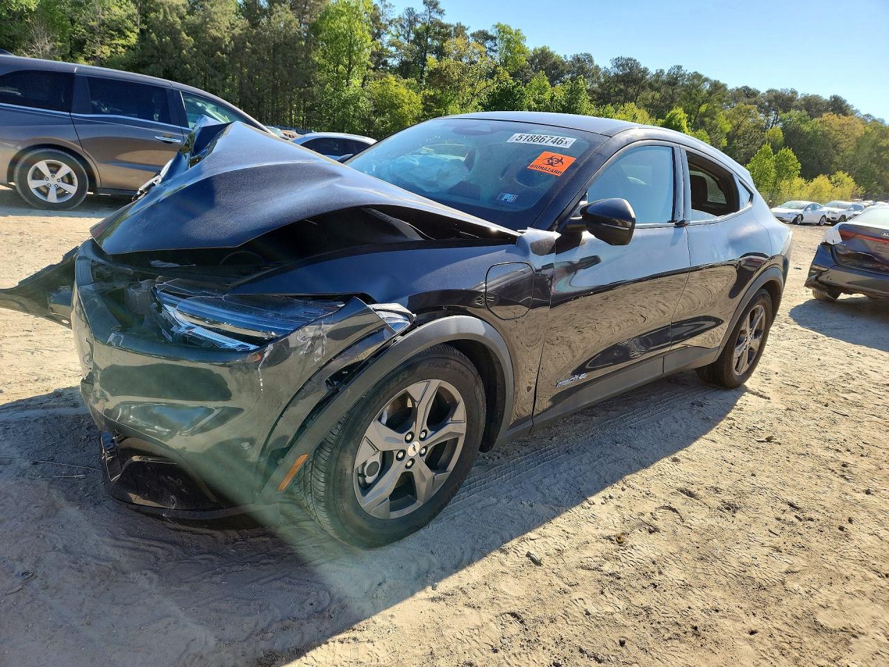 Salvage Ford Mustang Image