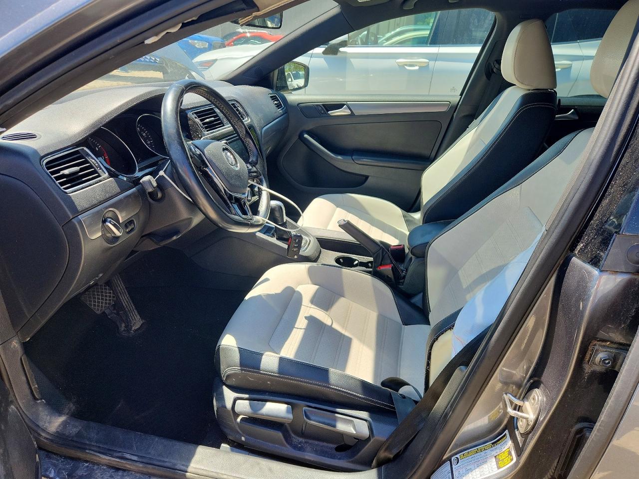Volkswagen Jetta Sport