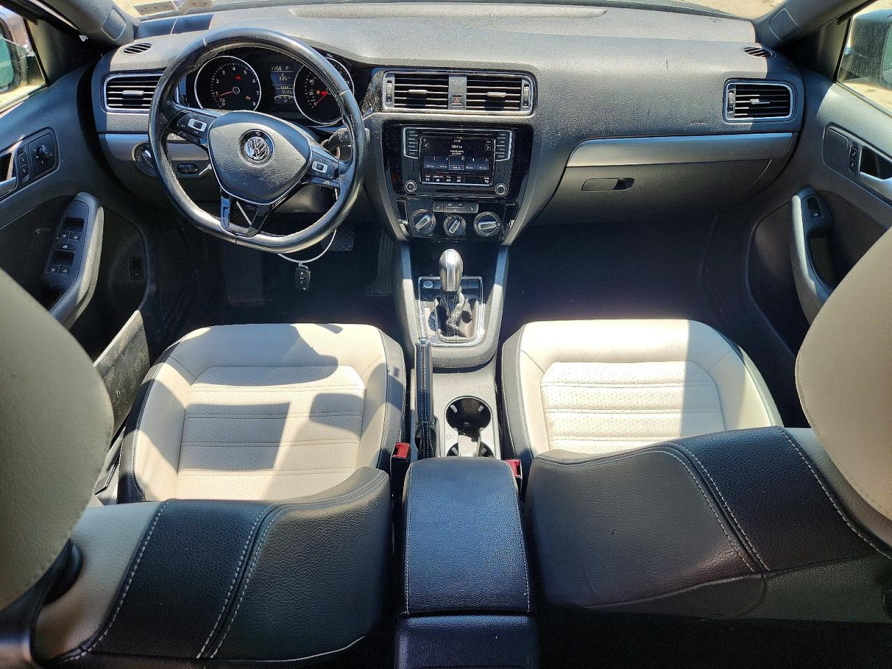 Volkswagen Jetta Sport